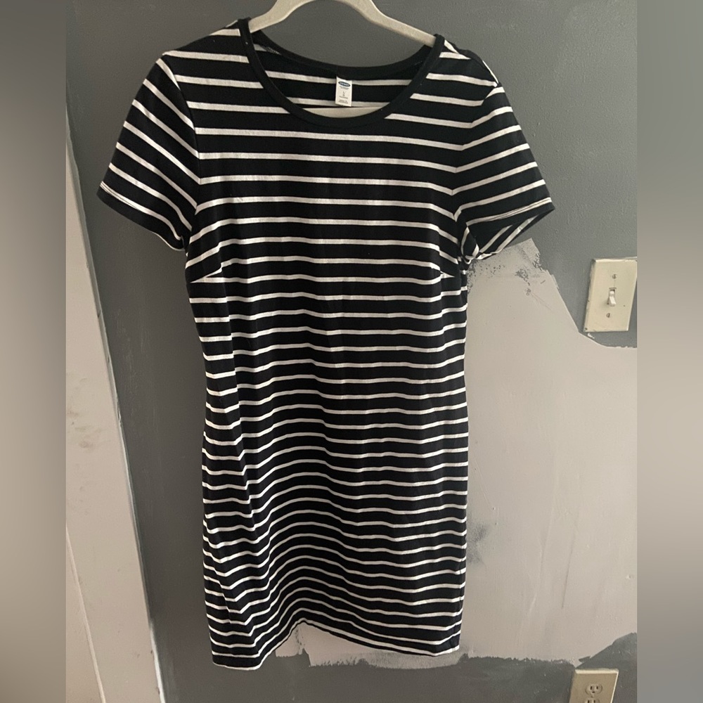 Old Navy B&W Striped T-Shirt Dress Sz L Used
